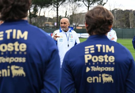 Italia, prosegue il ritiro a Coverciano: secondo allenamento a porte chiuse- immagine 2