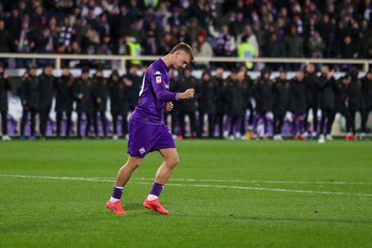 GERMOGLI PH: 4 DICEMBRE 2024 FIRENZE STADIO ARTEMIO FRANCHI COPPA ITALIA FIORENTINA VS EMPOLI NELLA FOTO GUDMUNDSSON Gudmundsson