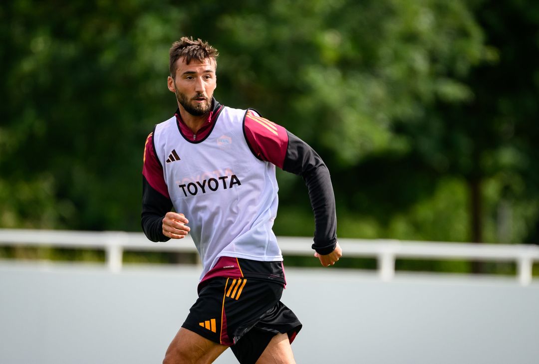 Roma, il primo allenamento al St. George’s Park – FOTO GALLERY - immagine 25