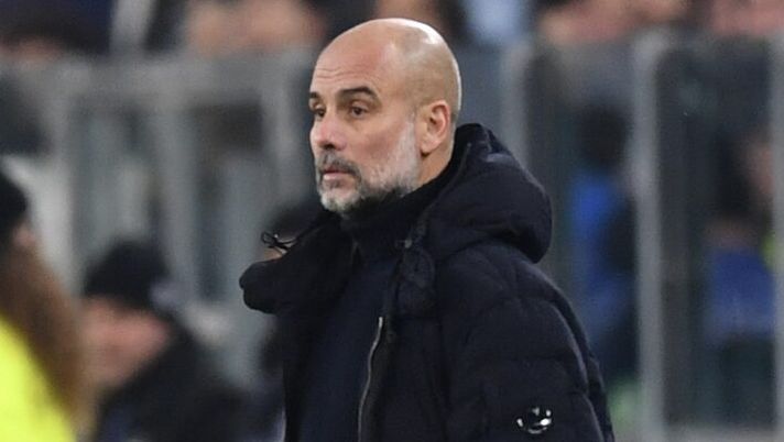 TURIN, ITALY - DECEMBER 11: Pep Guardiola, Manager of Manchester City, looks on during the UEFA Champions League 2024/25 League Phase MD6 match between Juventus and Manchester City at Juventus Stadium on December 11, 2024 in Turin, Italy. (Photo by Valerio Pennicino/Getty Images) Guardiola: “Non sono mai stato vicino alla Juventus! Bravo Vlahovic, l’Atalanta…” - immagine 1