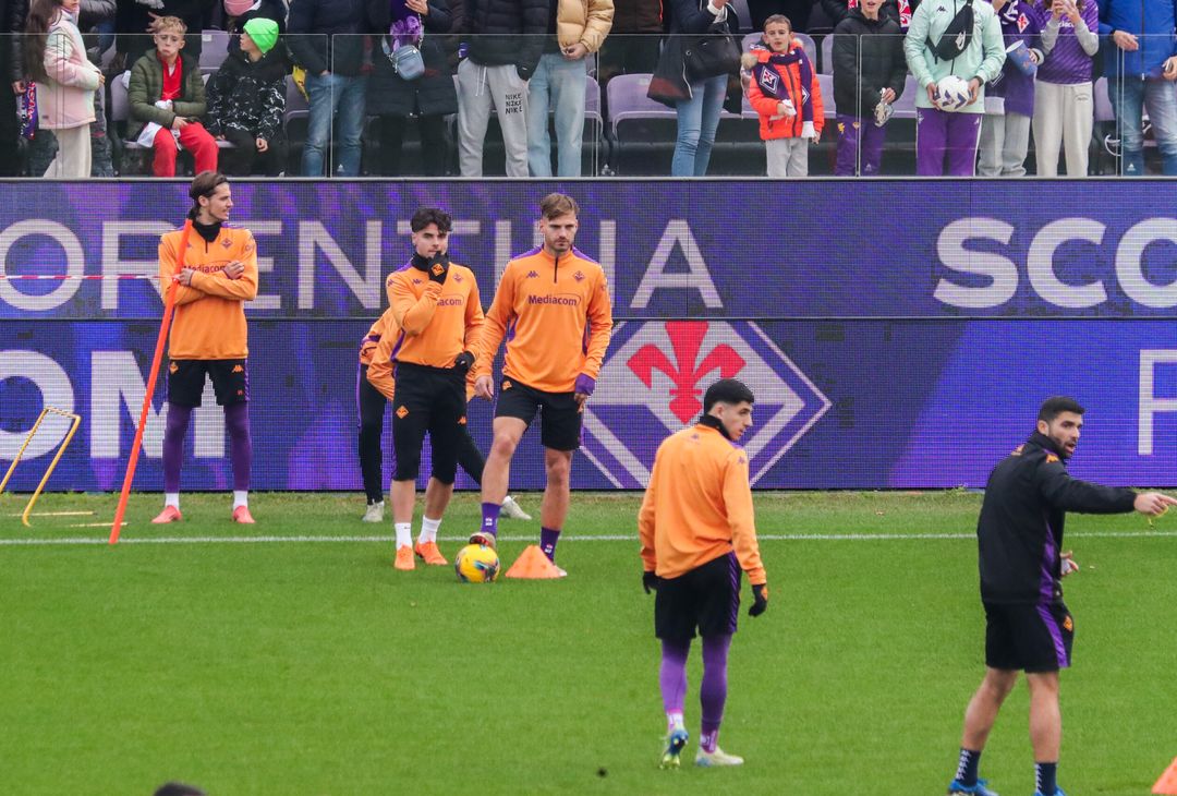 Gallery VN – Allenamento a porte aperte della Fiorentina, le immagini più belle - immagine 94