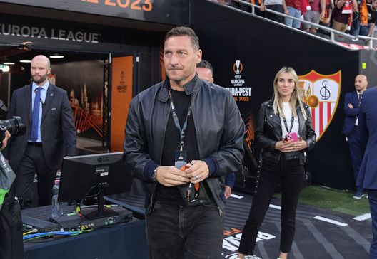 Getty Images  Totti e Ilary Blasi, spariti 5 Rolex contesi: uno vale… 1 milione di euro- immagine 2