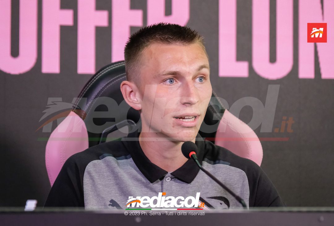 FOTO PALERMO, presentato di Kristoffer Lund Hansen in conferenza stampa (GALLERY) - immagine 19