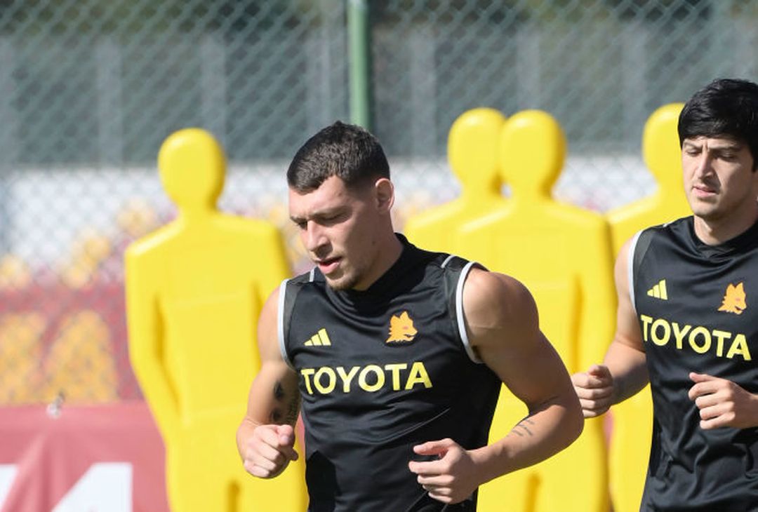 Roma, a Trigoria si lavora per preparare la sfida al Servette – FOTO GALLERY - immagine 19