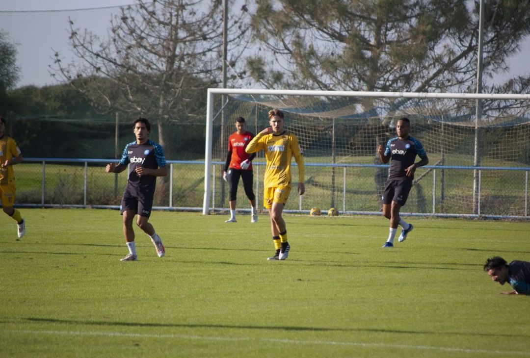Le immagini dell'allenamento congiunto tra Napoli e Juve Stabia