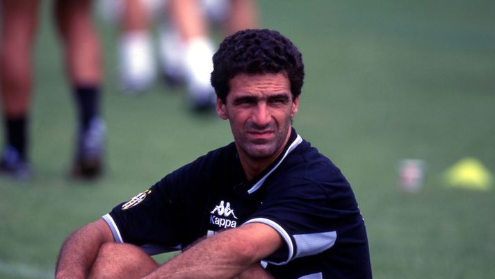 TURIN, ITALY: Juventus player Michelangelo Rampulla during a training session on 1992, in Turin, Italy. (Photo by Juventus FC - Archive/Juventus FC via Getty Images) Rampulla
