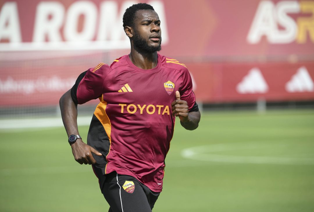 Raduno Roma, le immagini dei primi test fisici a Trigoria- FOTO GALLERY - immagine 26