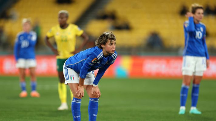 WELLINGTON, NEW ZEALAND - AUGUST 02: Valentina Giacinti of Italy reacts during the FIFA Women's World Cup Australia & New Zealand 2023 Group G match between South Africa and Italy at Wellington Regional Stadium on August 02, 2023 in Wellington, New Zealand. (Photo by Catherine Ivill/Getty Images) Mondiale Femminile, Sudafrica-Italia 3-2: azzurre eliminate ai gironi - immagine 1