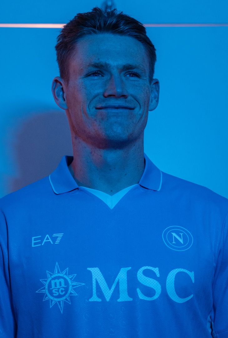 GALLERY Le prime foto di McTominay con la maglia del Napoli: set speciale per lui - immagine 12