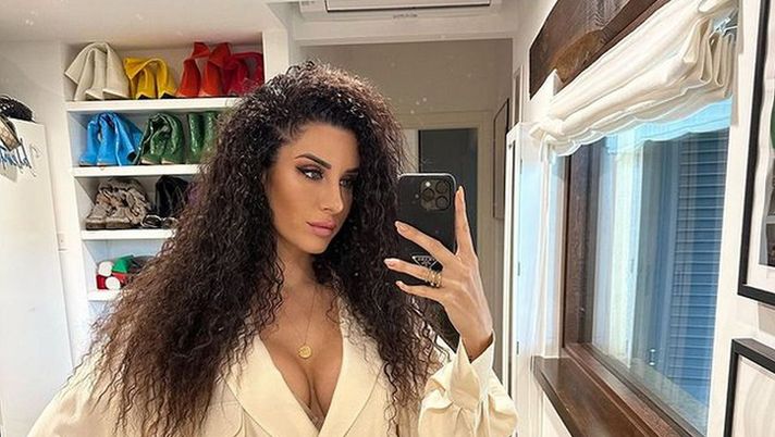 Valentina Vignali: “Se mai mi dovessi sposare, lo farei in autunno: ecco perché” - immagine 1