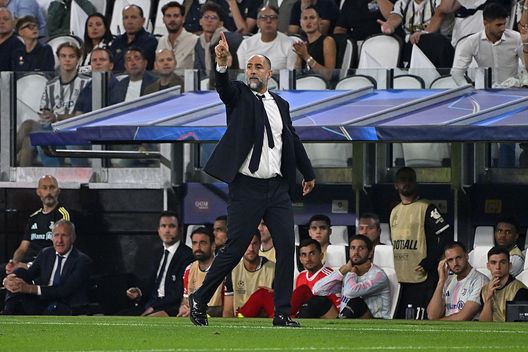 Igor Tudor, allenatore della Juventus (Foto di Filippo Alfero - Juventus FC/Juventus FC via Getty Images) Juve, che cuore! Yildiz e un Vlahovic rinato, ma dietro si balla… troppo- immagine 2