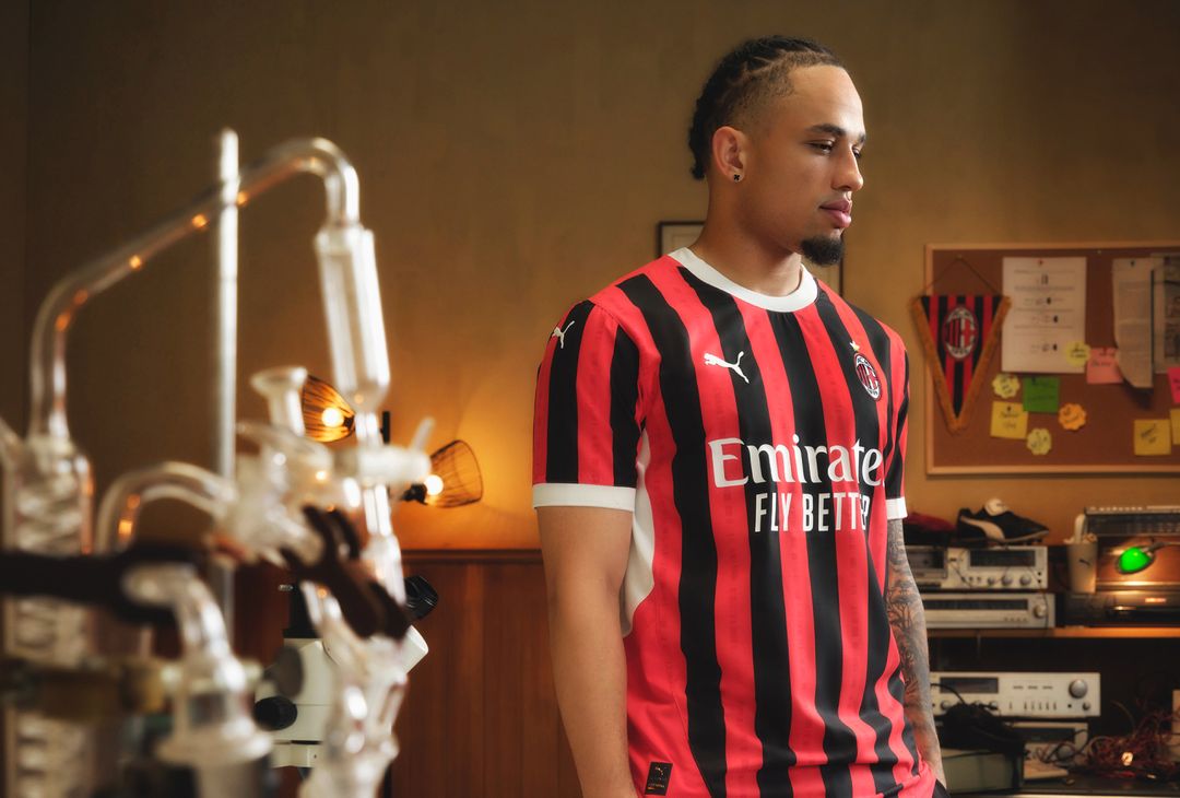 Nuova prima maglia AC Milan 2024-2025 PUMA