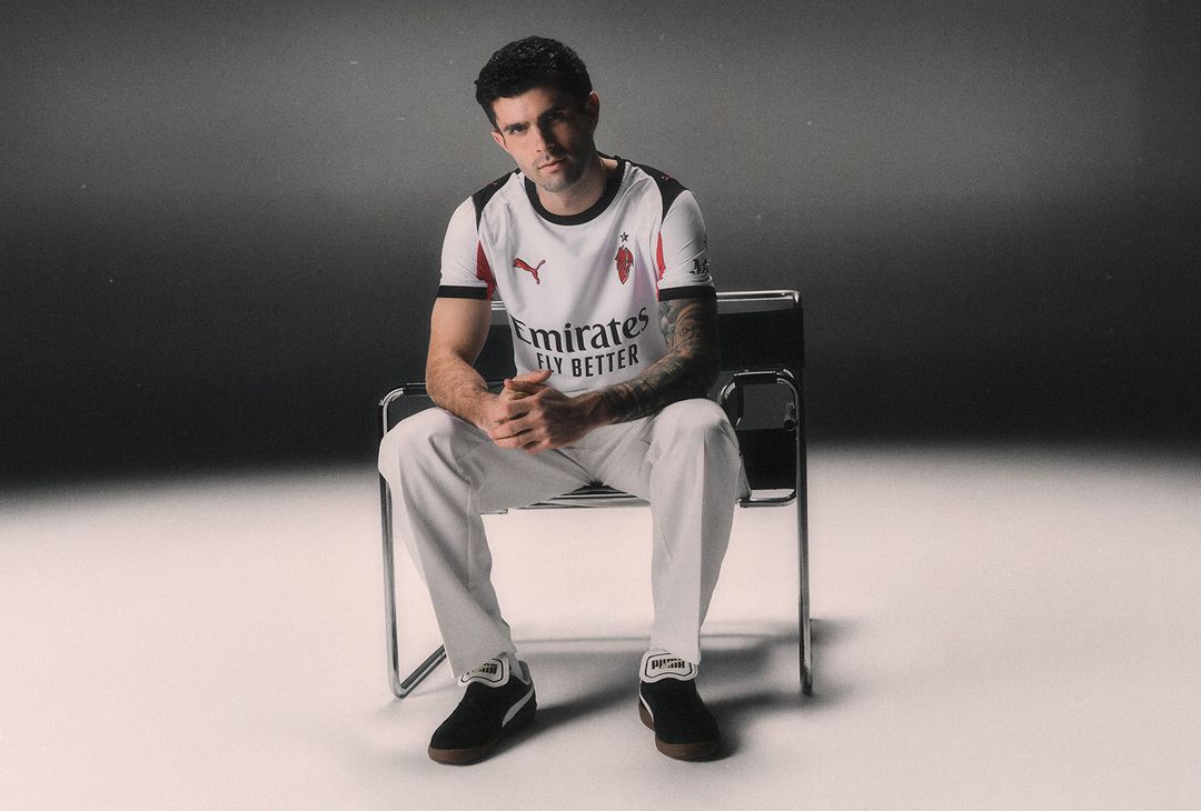 Presentata la nuova seconda maglia ('Away Kit') del Milan per la stagione 2025-2026 | AC Milan News