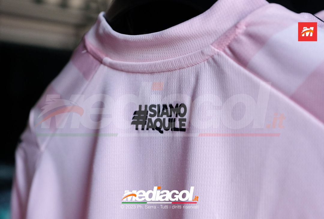 FOTO Palermo, al via la vendita dell’Home Kit Puma 2023/2024 (Gallery) - immagine 10