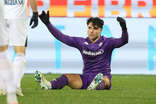 FLORENCE, ITALY - JANUARY 4: Riccardo Sottil of ACF Fiorentina reacts during the Serie A match between Fiorentina and Napoli at Stadio Artemio Franchi on January 4, 2025 in Florence, Italy. (Photo by Gabriele Maltinti/Getty Images)