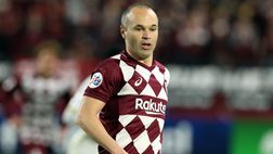 Iniesta dice addio al calcio: l’annuncio in lacrime