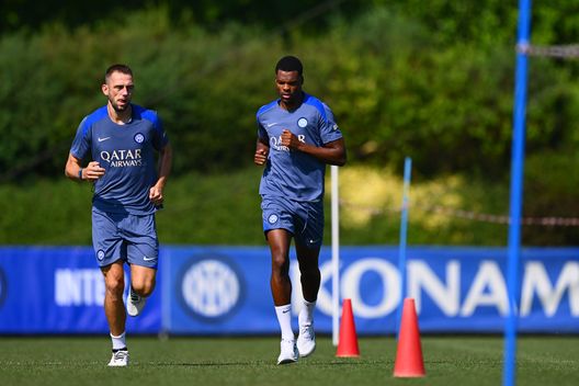 VIDEO / Inter, Dumfries e De Vrij subito a lavoro in campo e in palestra- immagine 2