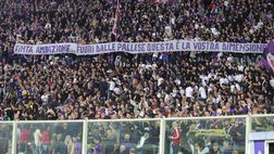 La contestazione civile, gli applausi a Italiano e agli assist di… De Gea