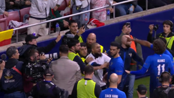 Insulti razzisti durante la sfida tra youtuber: interrotta Spagna-Francia