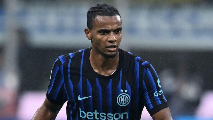 Romano: “Inter riscatterà Akanji al 101%. E vi posso dire un’altra priorità sul mercato” - immagine 1