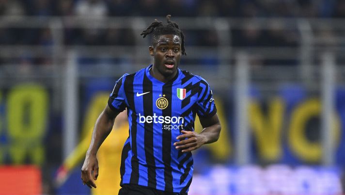 Bisseck: “Leao? Per me è forte, ma anche io lo sono. Colpe non solo mie sul gol” - immagine 1