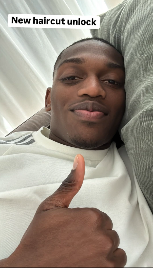 Leao infiamma i social con una storia instagram del suo nuovo taglio di capelli- immagine 3