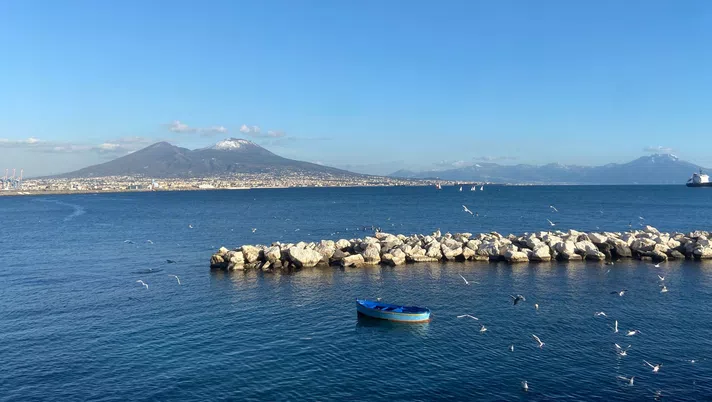 Napoli, da città nascosta a meta turistica d’eccellenza: i numeri da urlo sul turismo - immagine 1