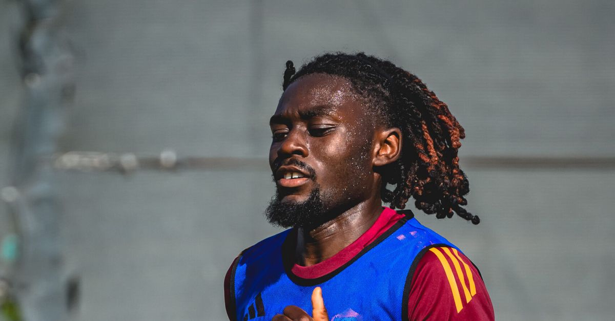 francia-primo-allenamento-a-clairefontaine-solo-corsa-per-manu-kon