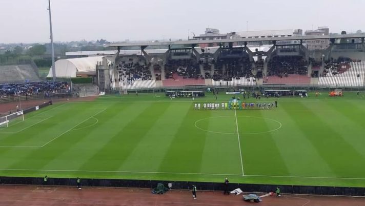 Derby del Garilli, 2-2 tra Feralpi e Brescia: Rondinelle attaccate al treno playoff - immagine 1