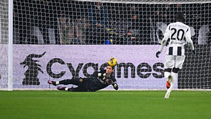 Sommer: “Kolo Muani è riuscito a trovare spazio in mezzo a 4 di noi. Concediamo troppo” - immagine 1