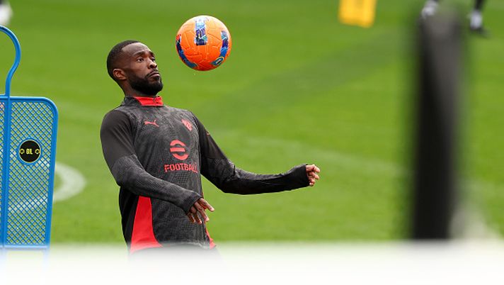 Leao, Tomori e gli altri Nazionali oggi a Milanello: tutte le foto