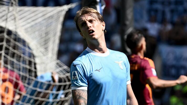2236547474 Lazio, ecco quanto rimarrà fuori Rovella. Le ultime su Castellanos, Tavares e Hysaj - immagine 1