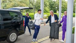 FOTO – Sohm raggiunge i suoi compagni a Leicester