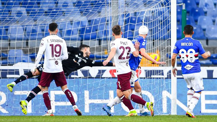 Sampdoria-Torino 1-2, la curiosità: Praet segna e… buca la rete - immagine 1