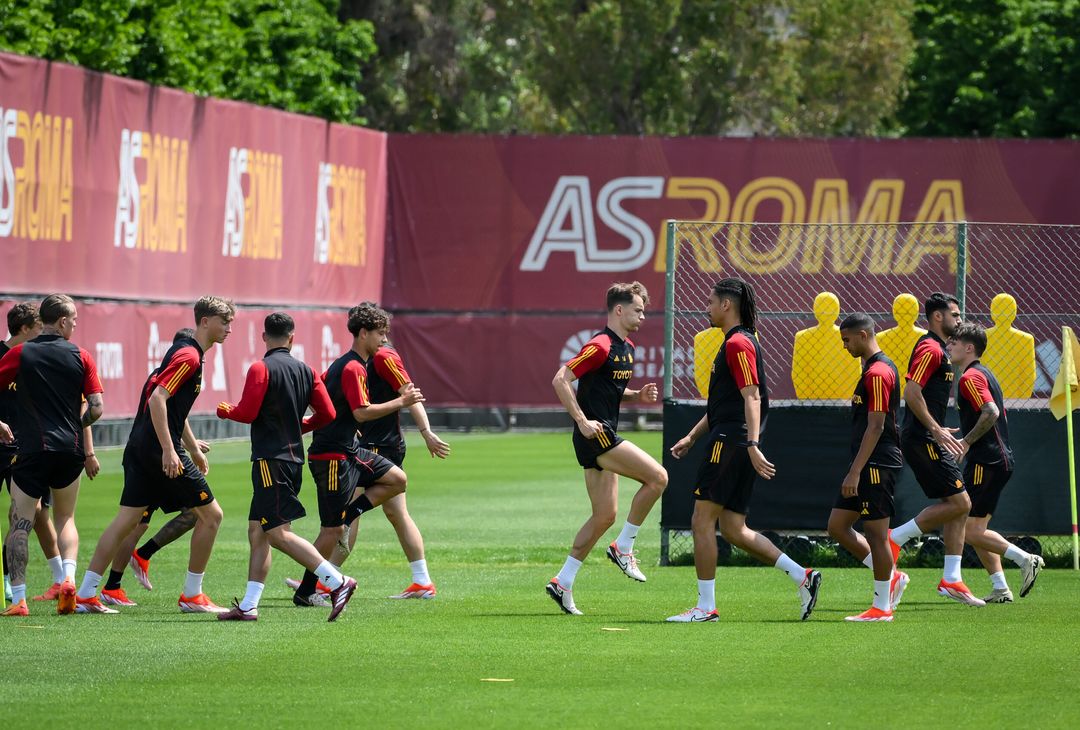 Roma, l’allenamento dopo la confitta con l’Atalanta – FOTO GALLERY - immagine 24