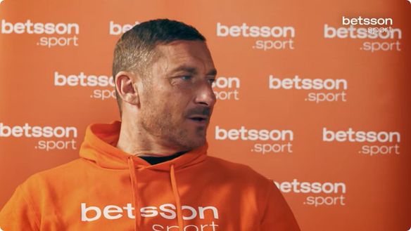 Totti: “Roma investa su Frattesi. Spero Inter-Real finale CL. Volevo giocare col Fenomeno, è meglio di…”- immagine 2
