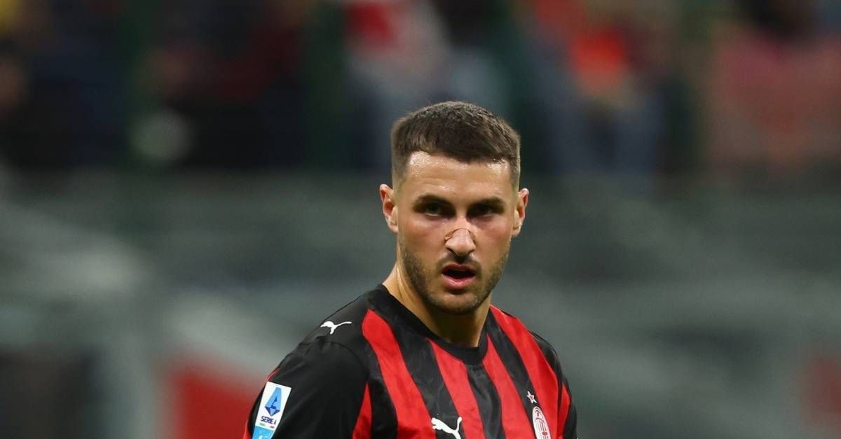 Calciomercato Milan, Romano su Gimenez: “Sunderland? Ad oggi non arrivano conferme dal club inglese”