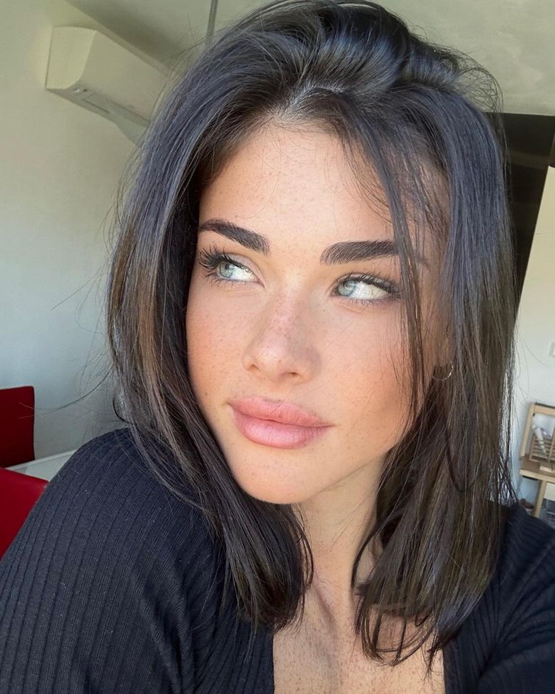 Ariel Serra, ecco chi è la modella genovese che ha “riacceso” il cuore di Gollini- immagine 2