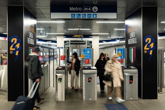 Scudetto Inter, l’edicola di via Brera 21 e la stazione Tricolore diventano nerazzurre- immagine 5