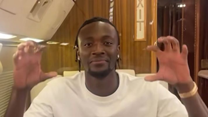 Calciomercato Roma, Abraham in volo per Istanbul: “Ciao aquile nere, sto arrivando” - immagine 1