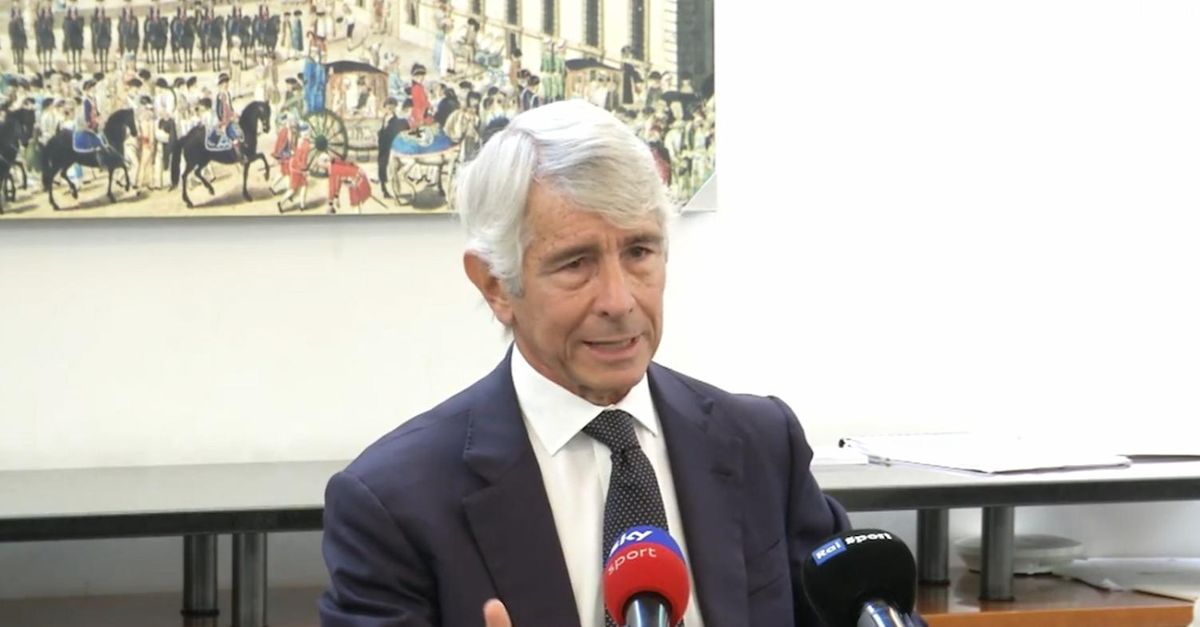 Abodi: “Assente a Wimbledon per Sinner? Anche un ministro si riposa”. Ma è polemica Abodi: “Assente a Wimbledon per Sinner? Anche un ministro si riposa”. Ma è polemica