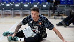 Bologna tifa per Polonara: “Ha la leucemia, Forza Aki”