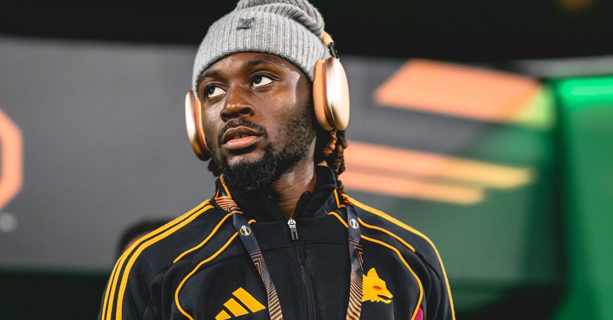 Koné "ruba" l'account della Roma e si improvvisa social media manager