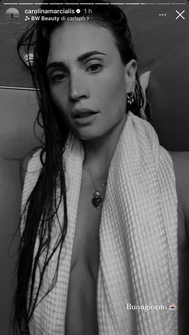 Carolina Marcialis, fisico stratosferico dopo l’allenamento. Lady Cassano, il buongiorno è hot- immagine 2