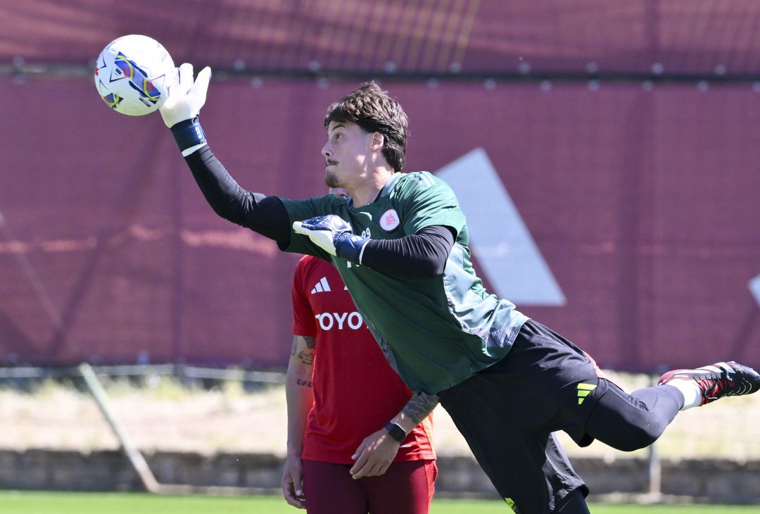 Trigoria, l’allenamento in vista della Fiorentina – FOTO GALLERY - immagine 3