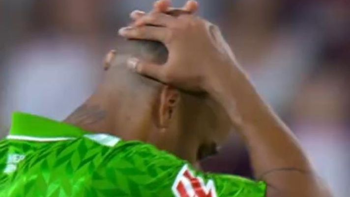 VIDEO Natan guerriero, resta in campo nonostante un infortunio nel derby col Siviglia - immagine 1