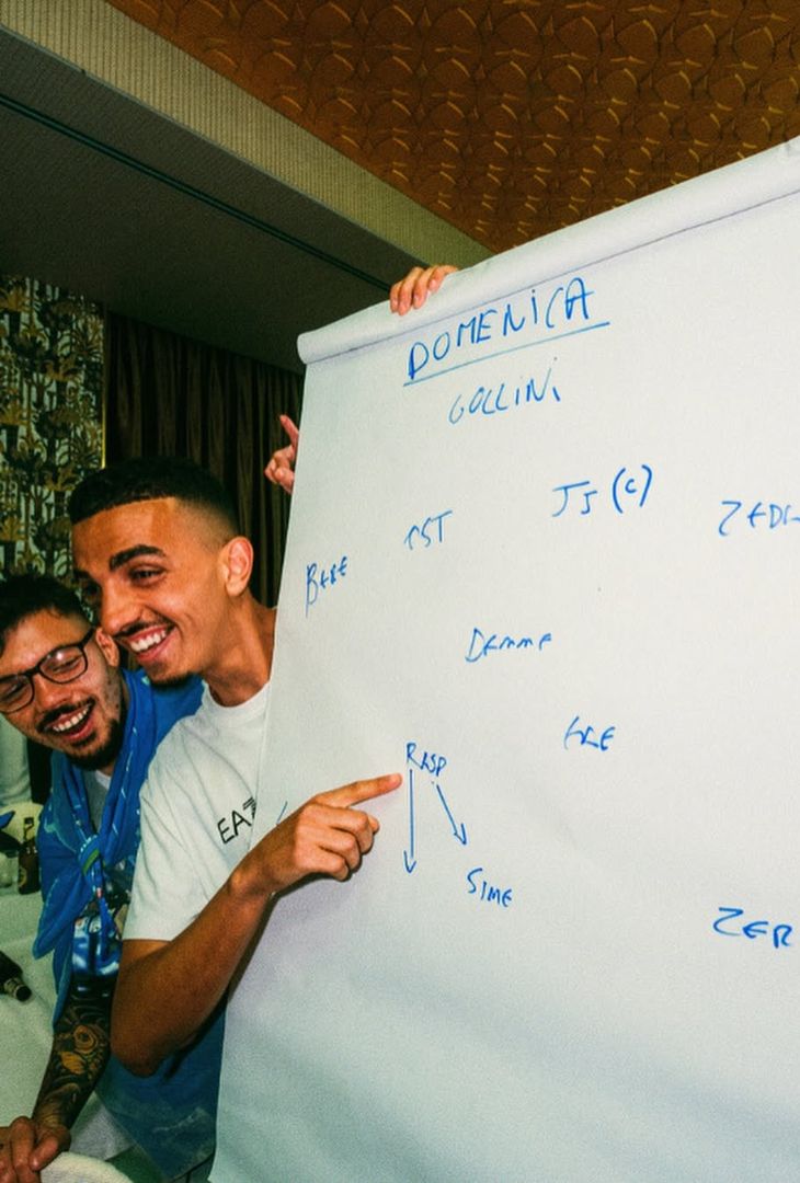 Scudetto 2023, le immagini mai pubblicate della festa del Napoli – GALLERY - immagine 9