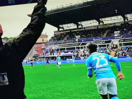 FINALE! Parma-Napoli 1-1: McTominay risponde a Strefezza. Parità al Tardini - immagine 3