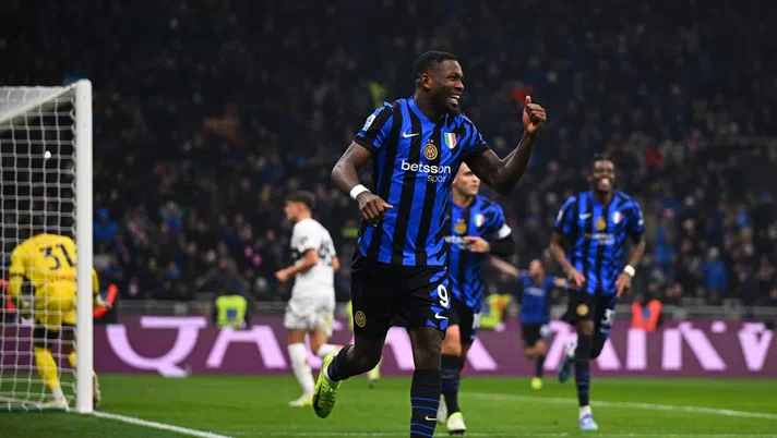 Inter, ‘Robin’ Thuram è diventato Batman: insegue Retegui, quel consiglio… - immagine 1