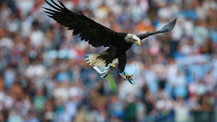 Getty Images  Il falconiere della Lazio: “I tifosi mi chiedono consigli sulla protesi peniena” - immagine 1